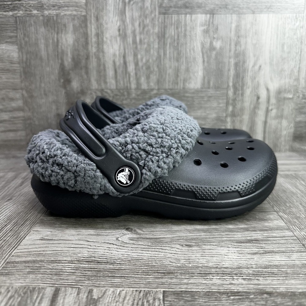 Crocs Classic Lined‎ Clogs Kids J12 Black Grey Sherpa Fleece Warm NEW